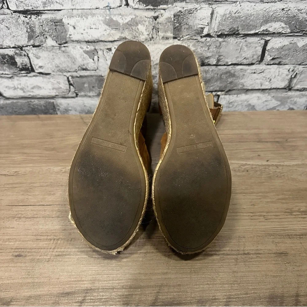 EUC Marc Fisher Tan and Black Espadrille Wedges Size 7.5M